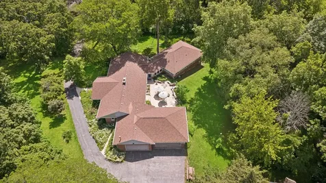 40w109 Wildwood Drive Aurora IL 60506