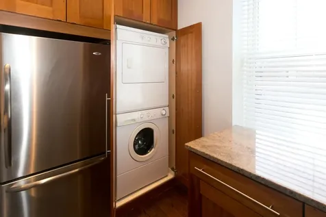 3614 North Bosworth Avenue Chicago IL 60613