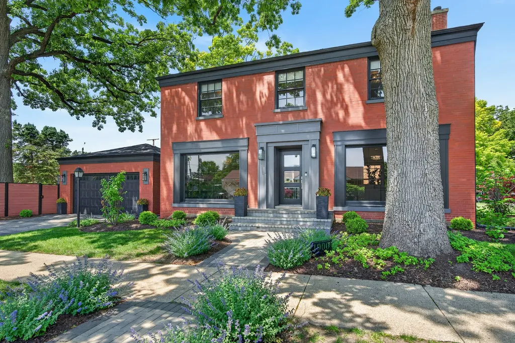 1900 North 77th Avenue Elmwood Park IL 60707
