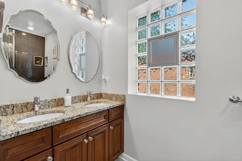 1900 North 77th Avenue Elmwood Park IL 60707