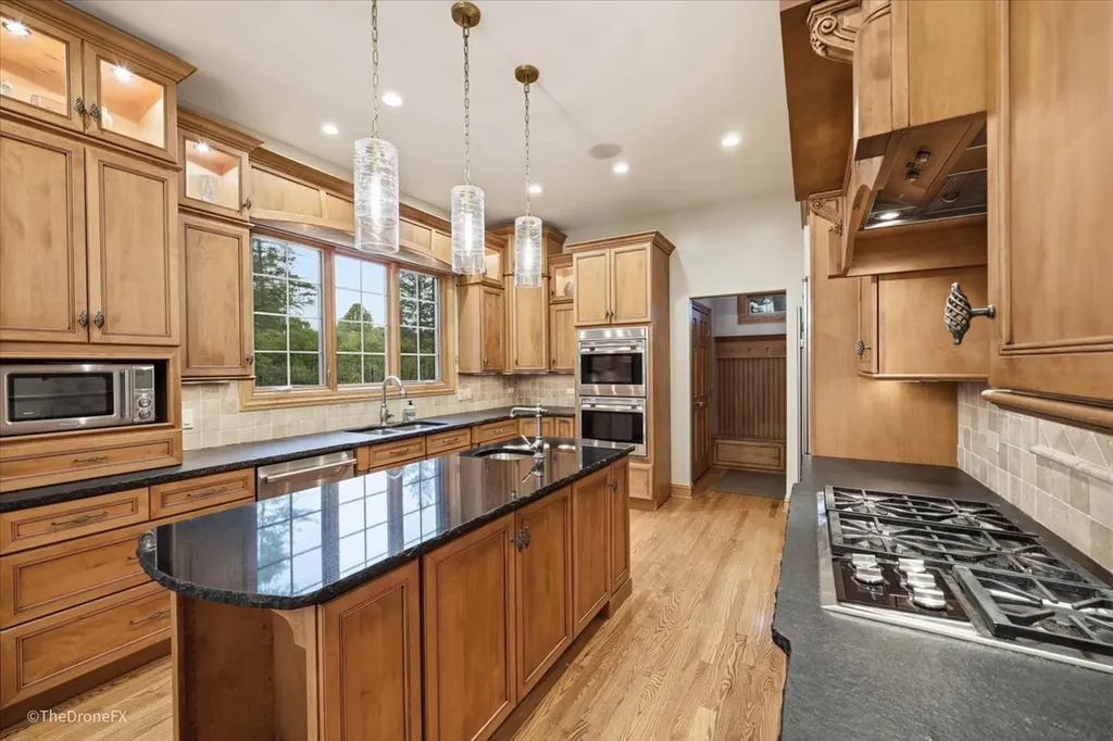 540 North Columbine Avenue Lombard IL 60148