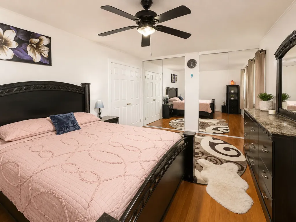 1738 Newport Street Glendale Heights IL 60139