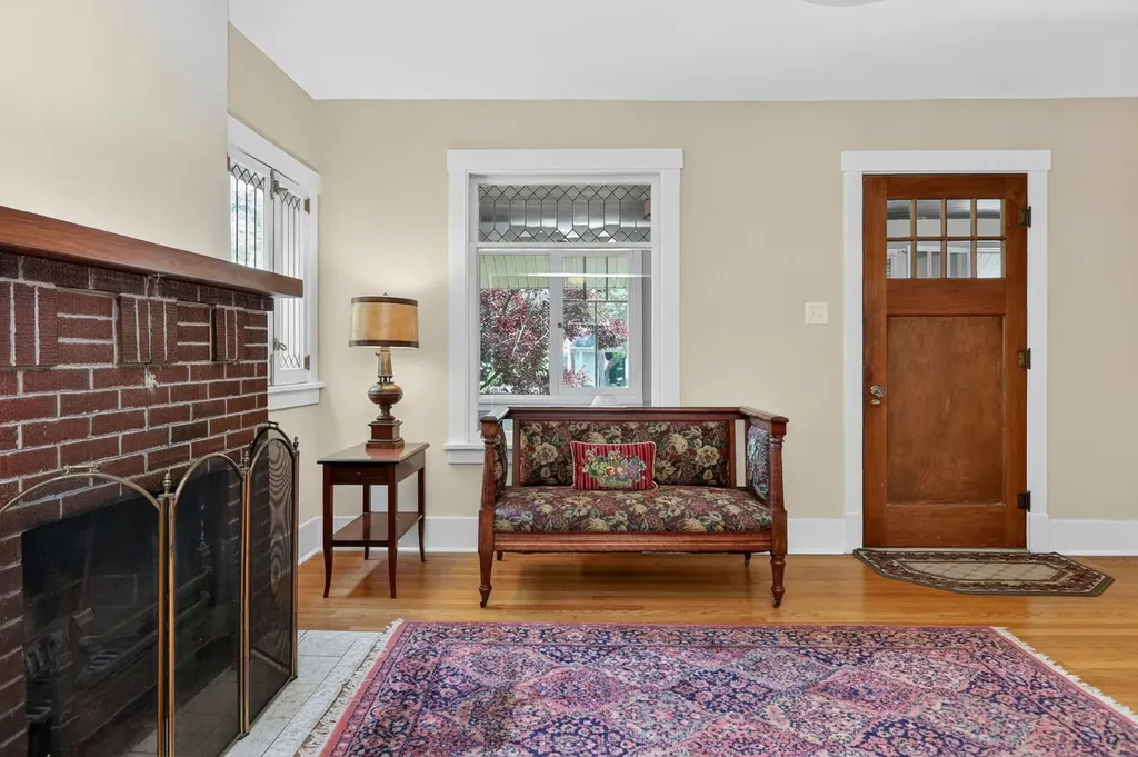2 South Stough Street Hinsdale IL 60521