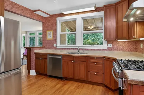 2 South Stough Street Hinsdale IL 60521