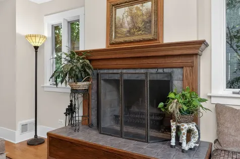 2 South Stough Street Hinsdale IL 60521