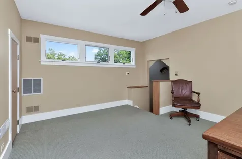 2 South Stough Street Hinsdale IL 60521
