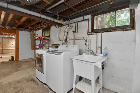 2 South Stough Street Hinsdale IL 60521