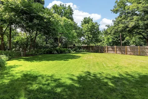 2 South Stough Street Hinsdale IL 60521