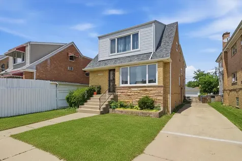6122 West Leland Avenue Chicago IL 60630