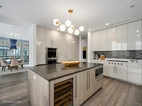 403 North Wabash Avenue Chicago IL 60611