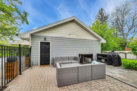 609 63RD Street Downers Grove IL 60516