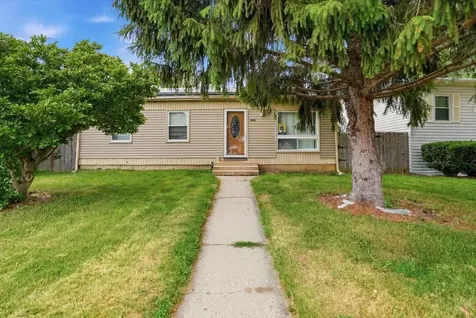 2042 Gideon Avenue Zion IL 60099