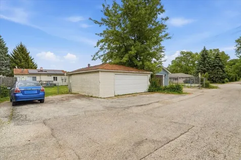 2042 Gideon Avenue Zion IL 60099
