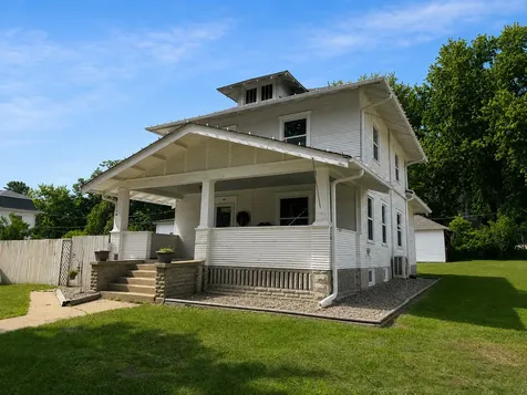 829 11TH Avenue Fulton IL 61252