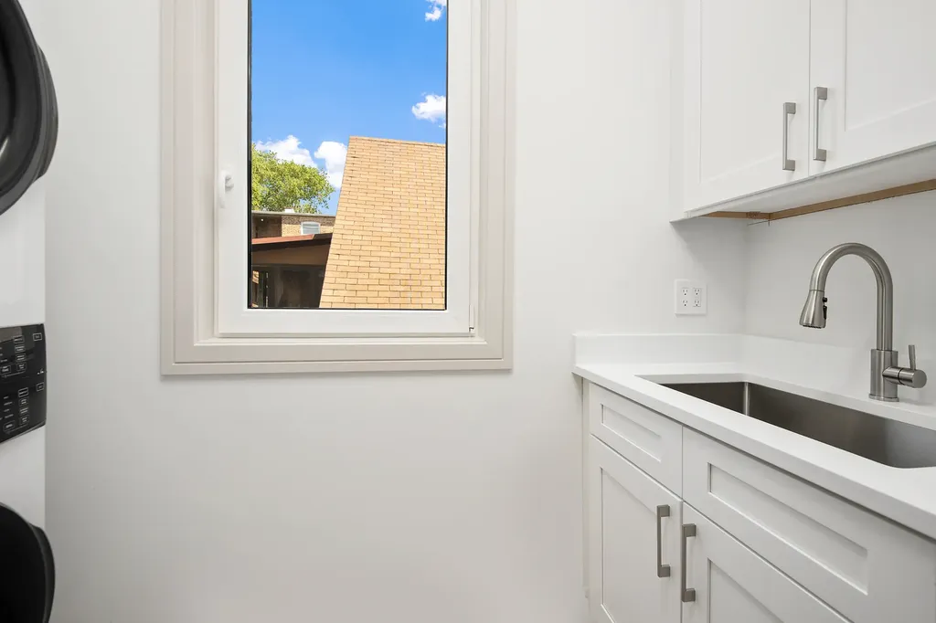 4846 North Hermitage Avenue Chicago IL 60640