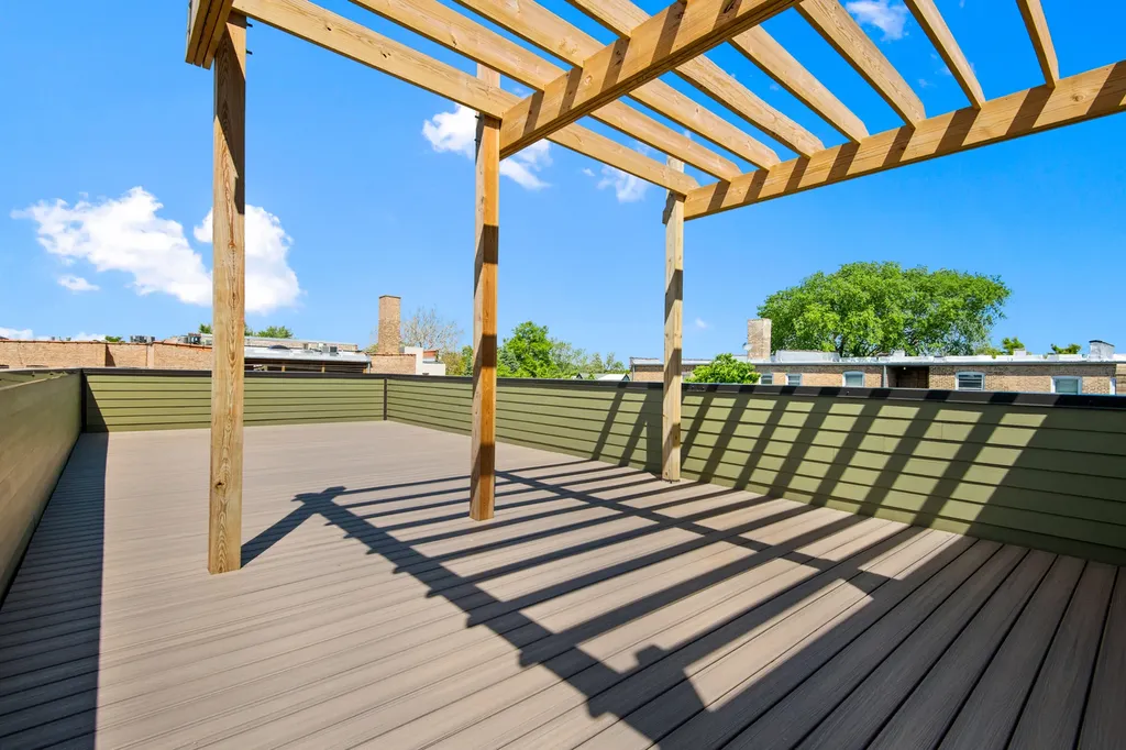 4846 North Hermitage Avenue Chicago IL 60640