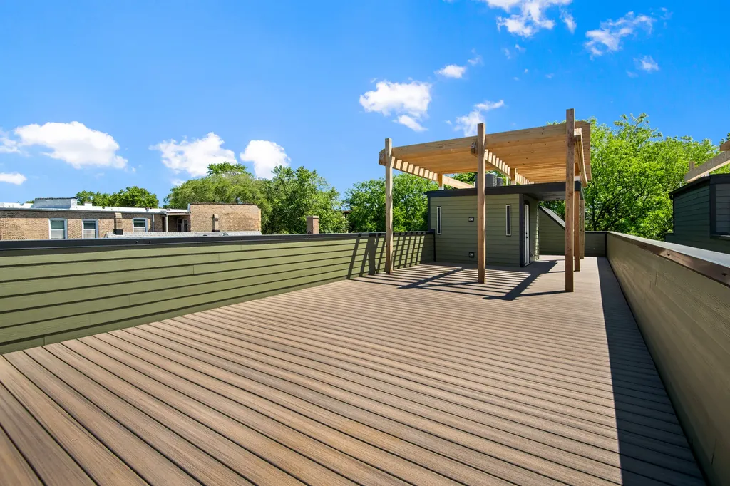 4846 North Hermitage Avenue Chicago IL 60640