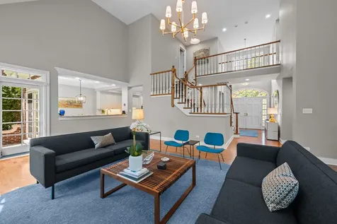 861 Gloucester Crossing Lake Forest IL 60045