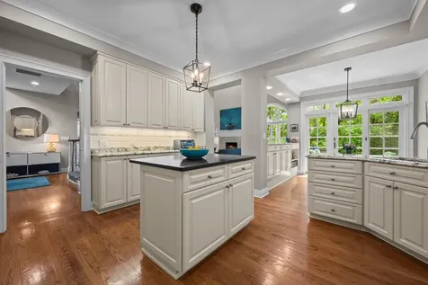 861 Gloucester Crossing Lake Forest IL 60045