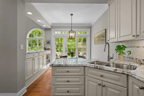 861 Gloucester Crossing Lake Forest IL 60045