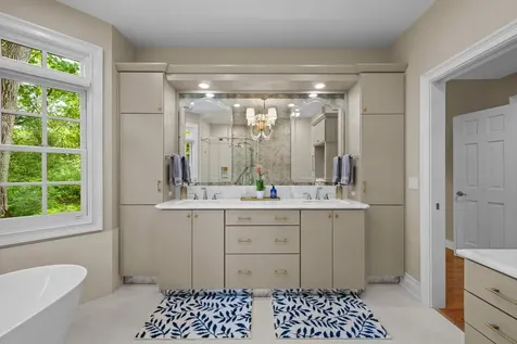861 Gloucester Crossing Lake Forest IL 60045