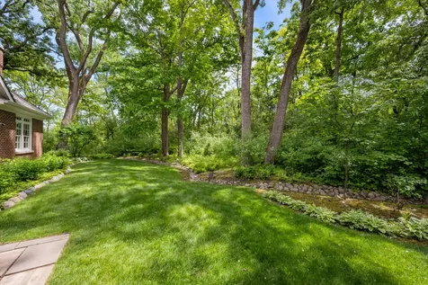861 Gloucester Crossing Lake Forest IL 60045