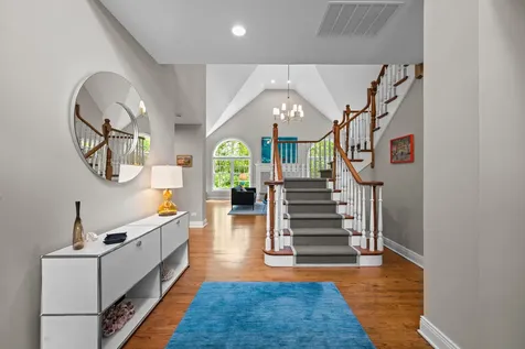 861 Gloucester Crossing Lake Forest IL 60045