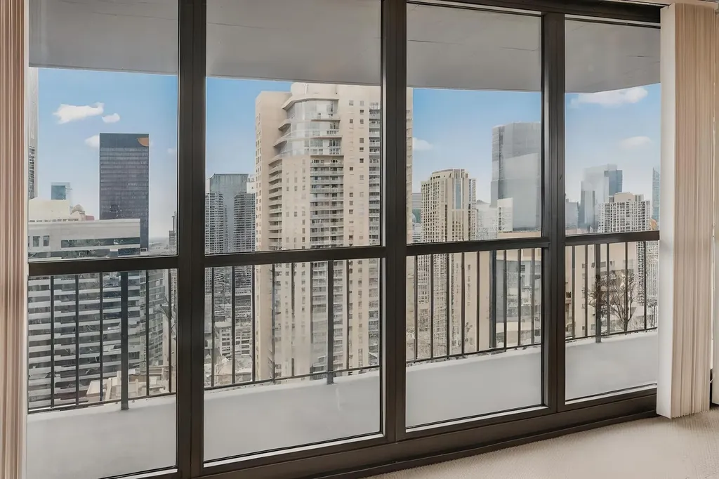 10 East Ontario Street Chicago IL 60611