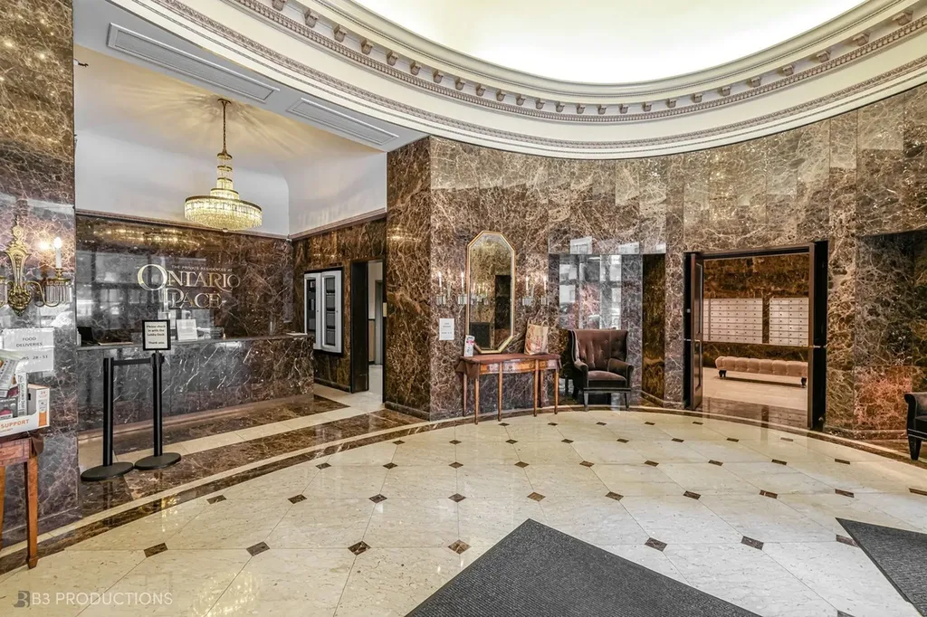 10 East Ontario Street Chicago IL 60611