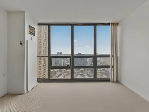 10 East Ontario Street Chicago IL 60611