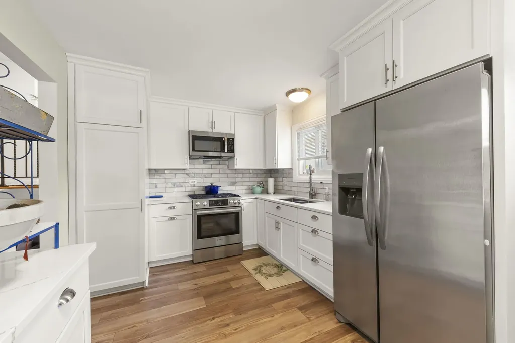 257 South Milton Avenue Glen Ellyn IL 60137