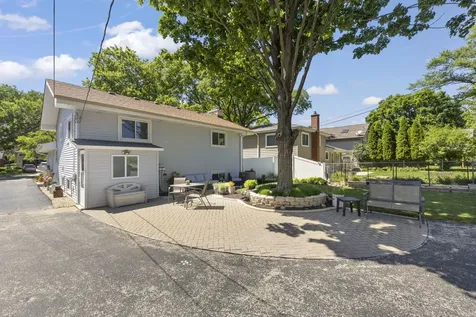 257 South Milton Avenue Glen Ellyn IL 60137