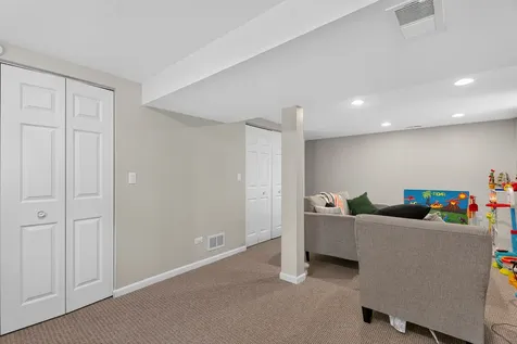 6835 177TH Street Tinley Park IL 60477