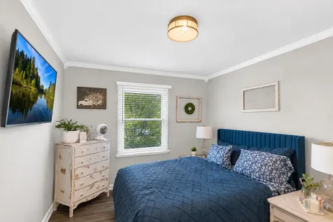 419 Deerpath Drive Lindenhurst IL 60046