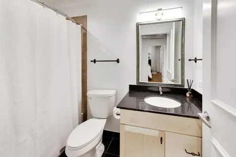 125 East 13th Street Chicago IL 60605