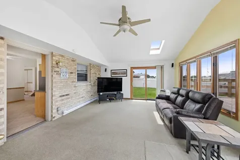17218 Shetland Drive Tinley Park IL 60487