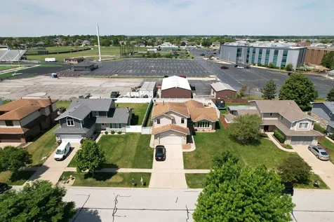17218 Shetland Drive Tinley Park IL 60487