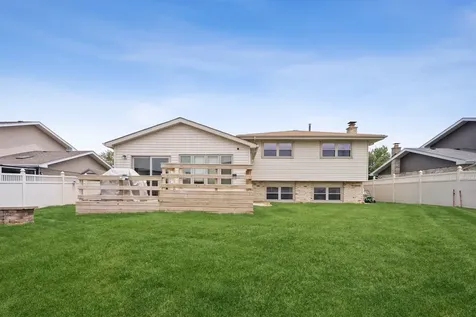 17218 Shetland Drive Tinley Park IL 60487