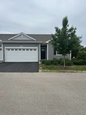 916 Darwin Street North Aurora IL 60542