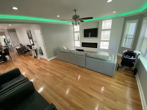 8136 South Luella Avenue Chicago IL 60617