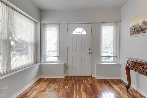 4716 West Hutchinson Street Chicago IL 60641