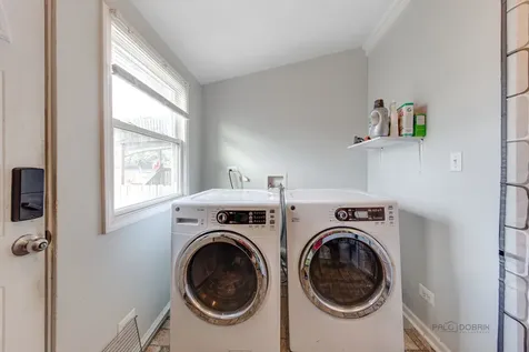 4716 West Hutchinson Street Chicago IL 60641