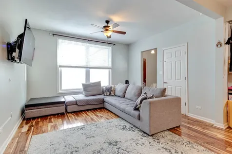 4716 West Hutchinson Street Chicago IL 60641