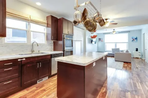 4716 West Hutchinson Street Chicago IL 60641