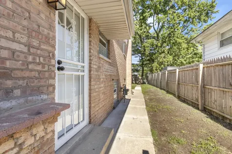 14613 Dante Avenue Dolton IL 60419