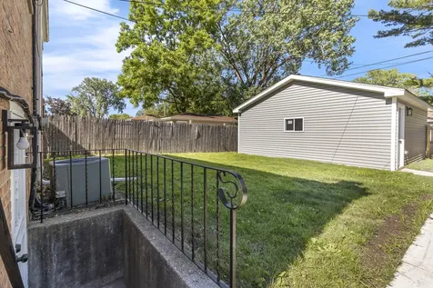 14613 Dante Avenue Dolton IL 60419