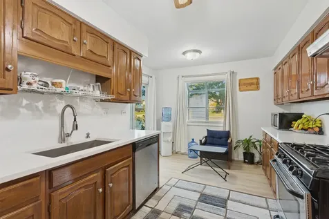 7235 Willow Way Lane Willowbrook IL 60527