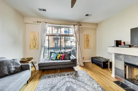 1910 South State Street Chicago IL 60616