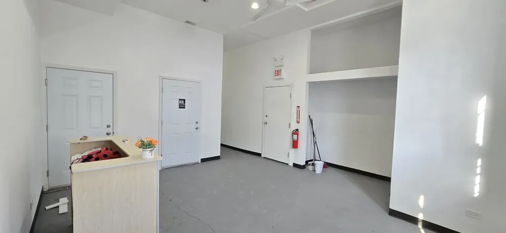 819 South Western Avenue Chicago IL 60612