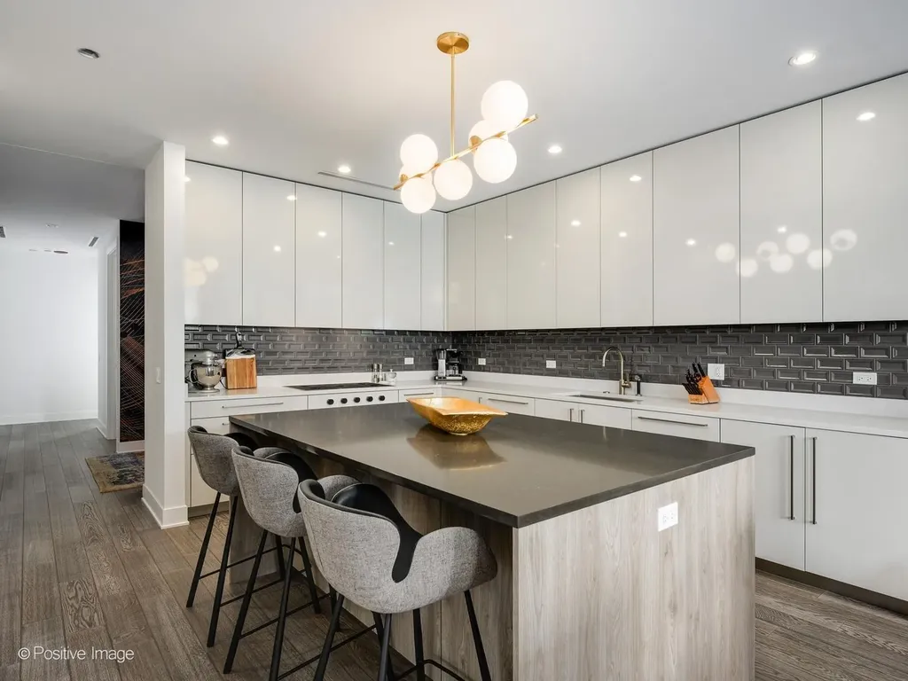 403 North Wabash Avenue Chicago IL 60611